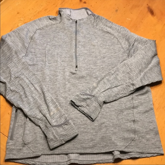 Nike Dri-Fit Men’s Gray Half-Zip - Picture 4 of 9